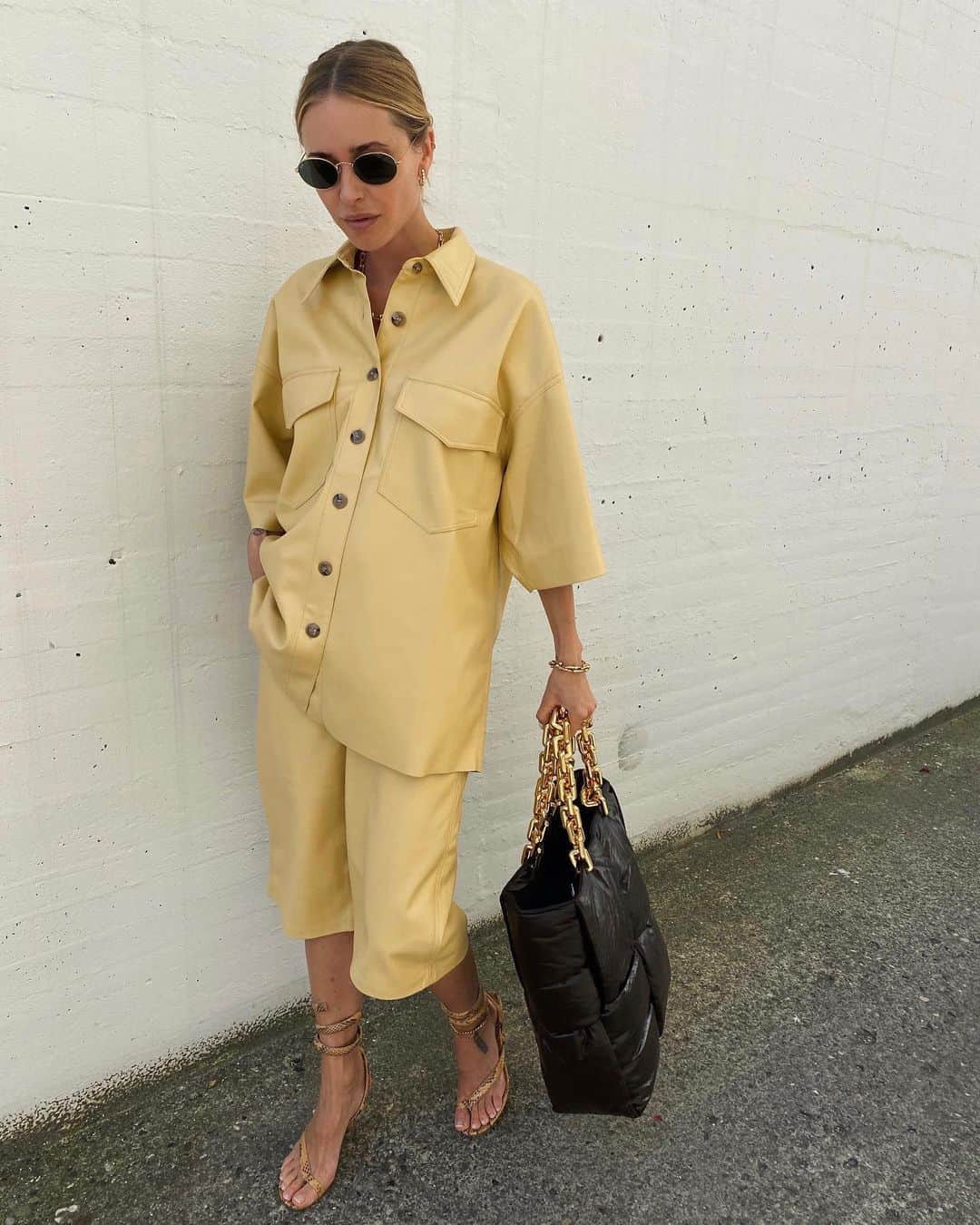 ペニーレ・タイスベックのインスタグラム：「Summer loving💛」