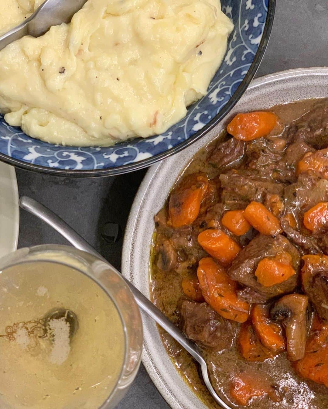 DOMINIQUE ANSEL BAKERYさんのインスタグラム写真 - (DOMINIQUE ANSEL BAKERYInstagram)「My son - we’ve been eating well these last few weeks. Here’s what you missed out on: Day 1: Braised pork belly and seitan by grandma like the way your great grandmother used to make Day 2: Panko-fried five spice pork chops with bulldog sauce Day 3: Your papa decided he needed to represent his French roots and made boeuf bourguignon with butter mash potatoes Day 4: Papa made steak and pesto fusilli and your maman thought it was ok to have a glass of wine  Day 5: Uncle @pcchandranyc cooked all of us Thai green curry with pork meatballs, beef satay with peanut sauce and shrimp spring rolls  Day 6: I learned to cook celtuce for the first time (tastes like celery and asparagus in one), stir fried with pork. There were also cauliflower and lotus root pancakes.  Day 7: Dumplings (homemade of course) with sautéed water spinach for your 100 day bday Day 8: Maman had her first oysters since 2019 at your uncle @jasonreichenhua and @andrewcarmellini ‘s place, which reopened recently in our favorite neighborhood in this forever great city.  You were with us the whole time. Your grandparents held you a lot so the rest of us had time (and free hands) to eat. And eventually we all fell asleep too... bellies full, exhausted, and grateful. #celianansel」8月26日 3時46分 - dominiqueansel