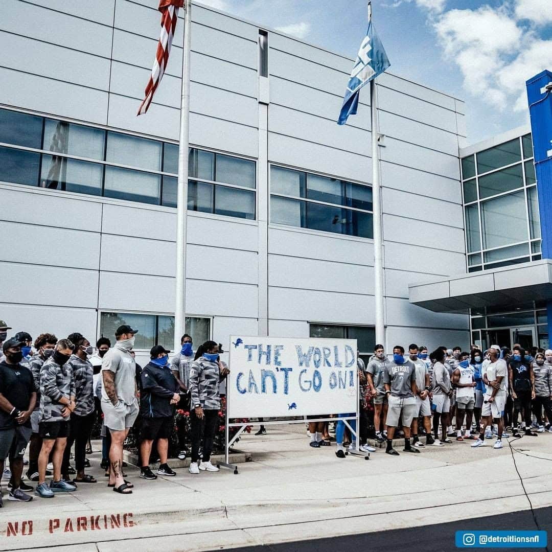 NFLさんのインスタグラム写真 - (NFLInstagram)「The Lions canceled practice today to bring attention to the shooting of Jacob Blake. (via @detroitlionsnfl)」8月26日 3時53分 - nfl