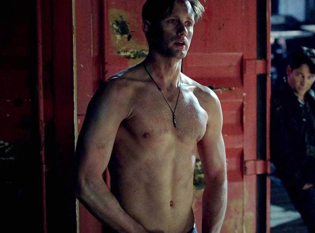 E! Onlineさんのインスタグラム写真 - (E! OnlineInstagram)「It's true, today is Alexander Skarsgård's birthday, and we're celebrating by spicing up your Tuesday. Grab your stakes and garlic and head to the link in our bio for the craziest #TrueBlood sex scenes. (📷:HBO)」8月26日 4時17分 - enews