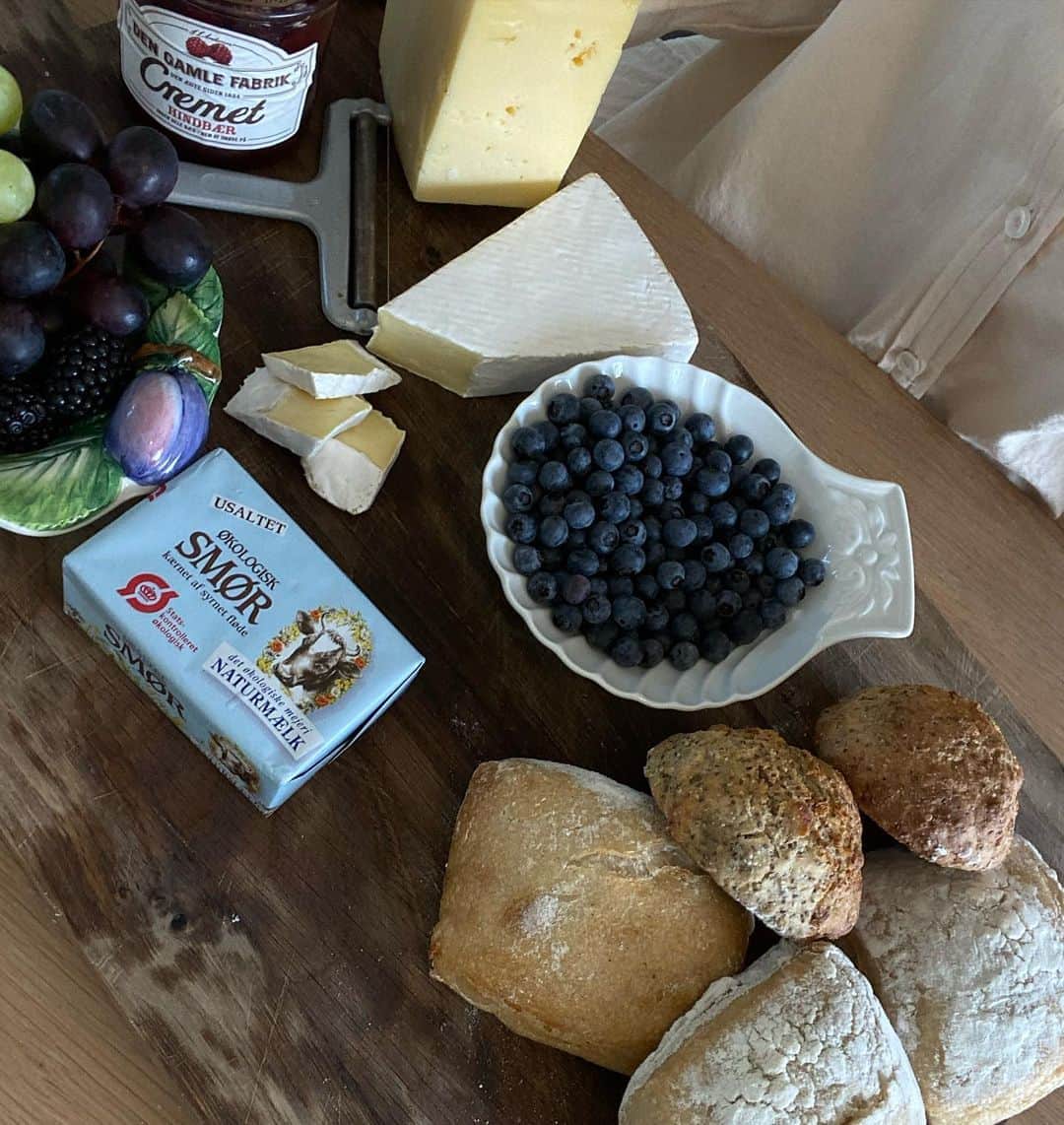 Mathilde Goehlerのインスタグラム：「Morning 💙」