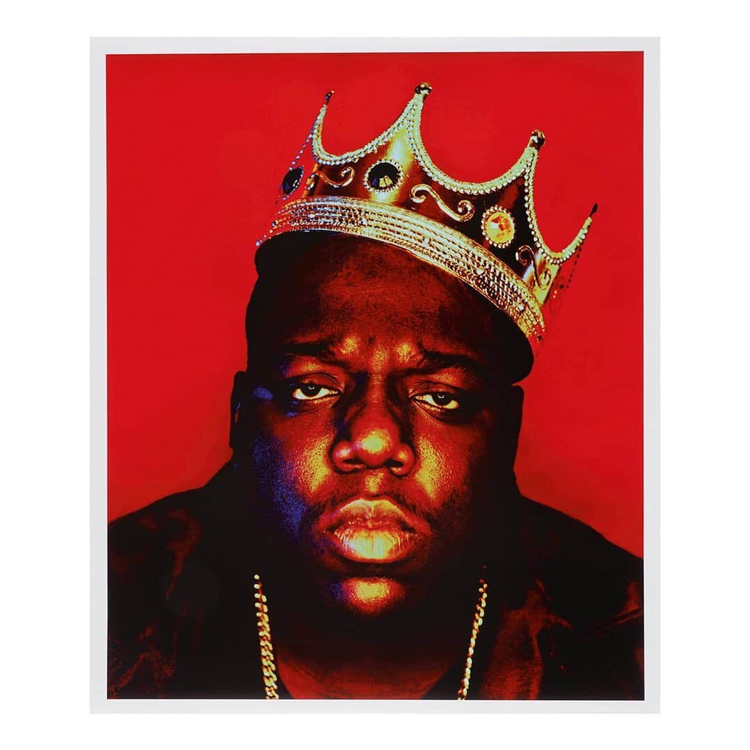 HYPEBEASTさんのインスタグラム写真 - (HYPEBEASTInstagram)「@hypebeastart: @sothebys is set to auction off Notorious B.I.G.'s crown, Tupac Shakur’s love letters and more in an upcoming auction in New York to celebrate the cultural importance of hip hop. With over 120 lots, the sale includes a wide range of memorabilia, original artworks, jewelry and rare ephemera from hip hop’s “Golden Age” spanning the 1980s to the mid-1990s and beyond. Head to the link in our bio for more info. It’s slated to launch on September 15, and a portion of the proceeds from the sale will benefit @qplnyc and @buildingbeats.⁠⠀ Photo: Sotheby’s」8月26日 14時36分 - hypebeast