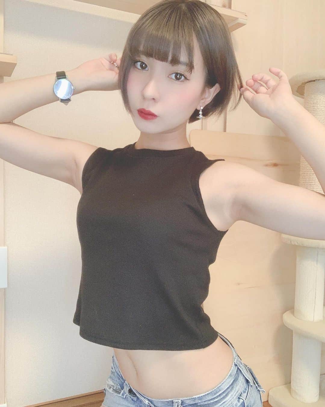鳴上なごねさんのインスタグラム写真 - (鳴上なごねInstagram)「私服☺️夏仕様〜🔥  #私服 #今日のコーデ #自撮り #selfie #japanesegirl #へそだしコーデ」8月26日 14時53分 - narug0d