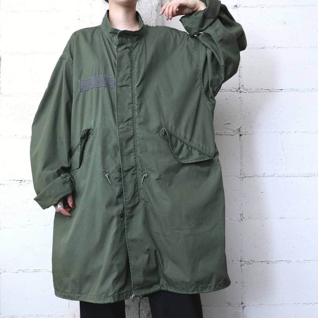 吉祥寺 古着屋 Orfeoのインスタグラム：「. 1970's US ARMY M-65 Field Jacket  #orfeo #kichijoji #tokyo #vintage #used #fashion #coordinate #outfit  お問い合わせはインスタグラムのプロフィール掲載のメールアドレスにお願いいたします。コメント、DMでのお問い合わせは受け付けておりませんのでご了承ください。 ONLINE SHOPの商品も店頭にてご購入頂けます。気になる商品がございましたらスタッフにお声掛けください。  新型コロナウィルス感染拡大防止策を徹底した上で営業をしております。マスクの着用、入店時にアルコールでの消毒をお願いいたします。」