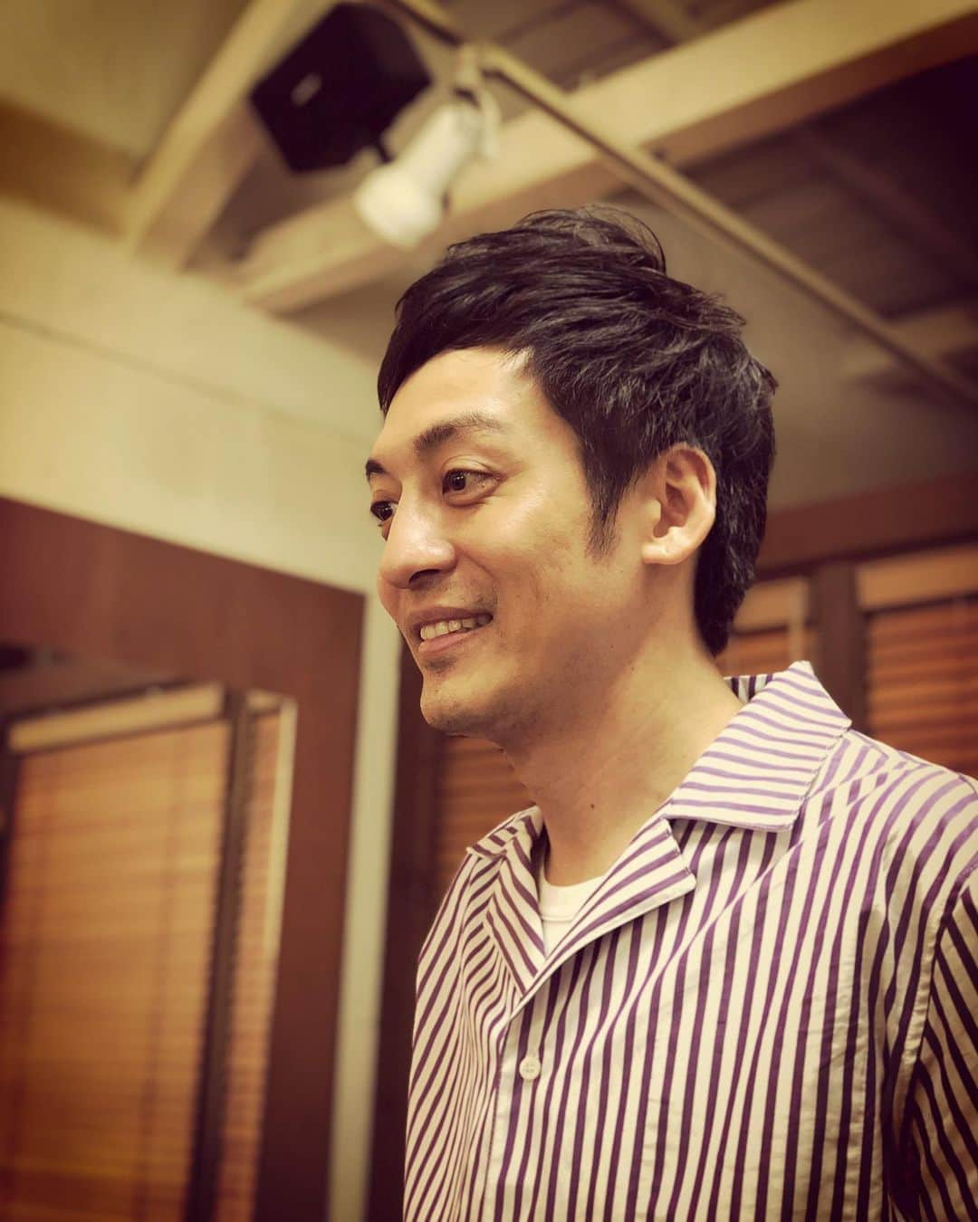 杉本知香さんのインスタグラム写真 - (杉本知香Instagram)「村田くん毎度の男前ー😆✨  つつみくん、宮迫さんとのYouTube企画で肉体改造中で、だいぶシュッとしました😆  #中目黒美容室 #とろサーモン村田#とろサーモン #村田秀亮  #つつみひろき #つつみ #宮迫です#YouTube」8月26日 15時18分 - sugimotoc