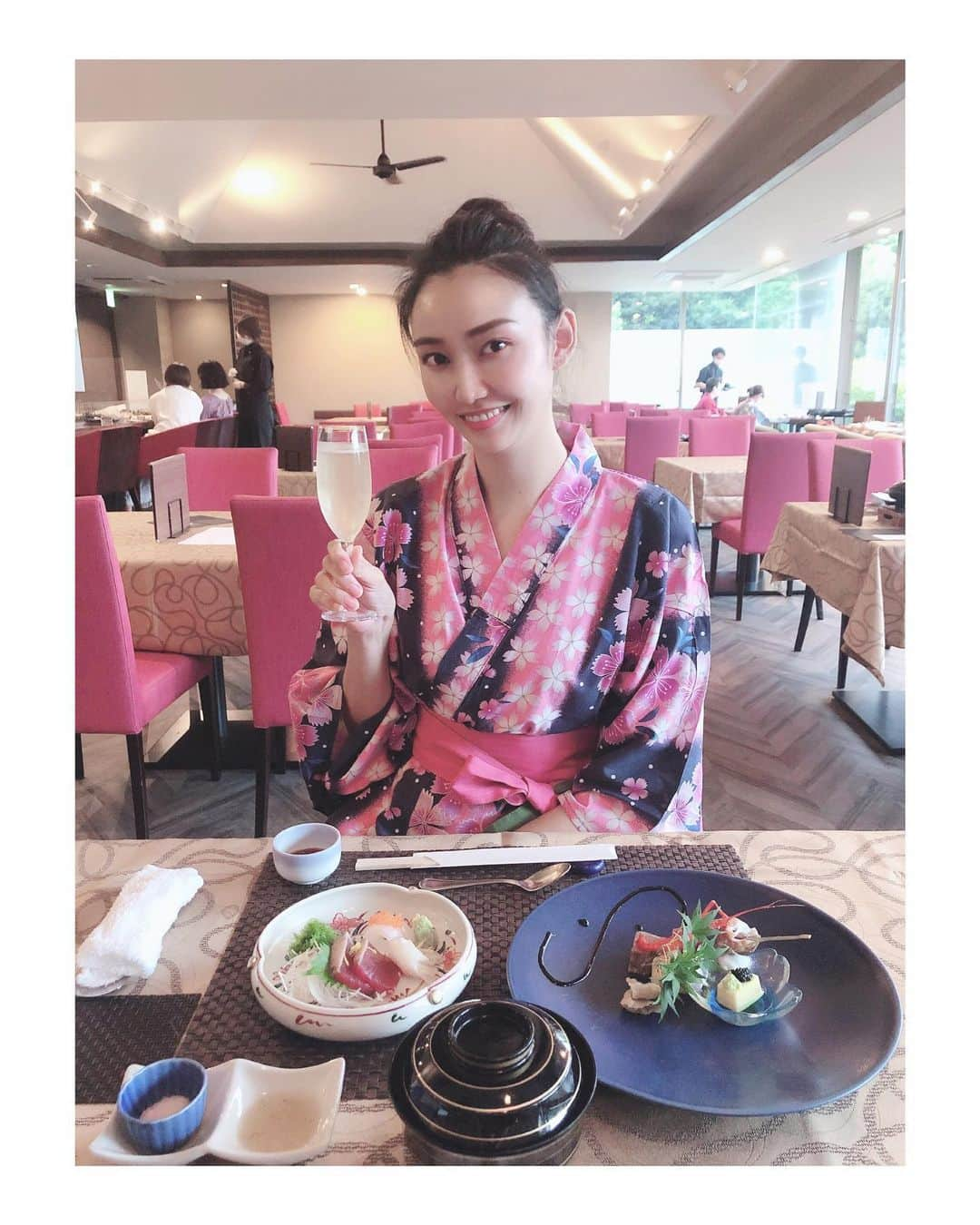 蔵歩実さんのインスタグラム写真 - (蔵歩実Instagram)「今年の誕生日は妹が温泉に連れてきてくれました(*´꒳`*)♥️ . . #誕生日 #温泉 #japanese #japanesegirl #일본 #일본인 #일본사람#東京 #tokyo #도쿄 #モデル #model#모델 #followme  #高身長 #高身長女子 #instalove #ootd」8月26日 8時04分 - ayumi_kura_