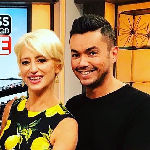アンソニー・ラモスのインスタグラム：「WHAT ARE WE DOING HERE WITHOUT DORINDA???   @dorindamedley you are a legend. I loved working with you back at Access Hollywood (remember surprising Jerry O’Connell?) You always made it nice and thank goodness I have all of your iconic #RHONY moments saved on my DVR 😘」