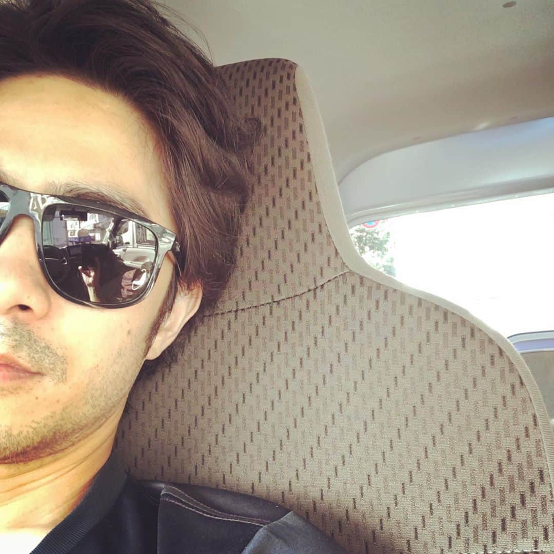 斉藤祥太のインスタグラム：「おはようございます☀ 熱い日が続きますね。 コロナには相変わらず振り回されます。色々延期になったり。 とはいえやる事やるだけっすね👍 今日も頑張って🥳 #撮影は #延期 #斉藤祥太」