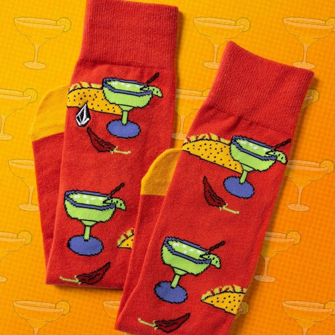 ボルコムのインスタグラム：「Taco Tuesday! 🌮 🍹  #taptoshop」