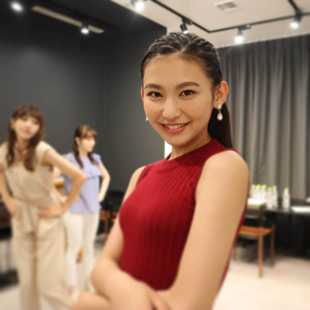 ８２１（ハニー）さんのインスタグラム写真 - (８２１（ハニー）Instagram)「821CAM📸-#821day off shotカンナ😌❣️#KANNA  YouTube Live見てくださったたくさんの皆様！ありがとうございました😘 カンナのMCぶりはどうでしたか❔この日はお姉さんっぽく⁈髪はタイトにまとめてみました💇‍♀️😻 2ndシングルお楽しみに💞🐝💋  #821honey #H821 #821 #カンナ#WHO #japanesegirl #jpopidle #girlgroup #girlband #kpopgirlgroup #japanmusic #ulzzangfashion #ulzzangstyle #私服コーデ #韓国メイク #ロングヘアアレンジ #猛暑 #夏休み #커플 #메이크 #데일리메이크업 #패션 #오오티디 #팔로미 #메이크업 #셀카 #셀피  즐거운 하루되세요💗」8月26日 9時32分 - 821honey_official