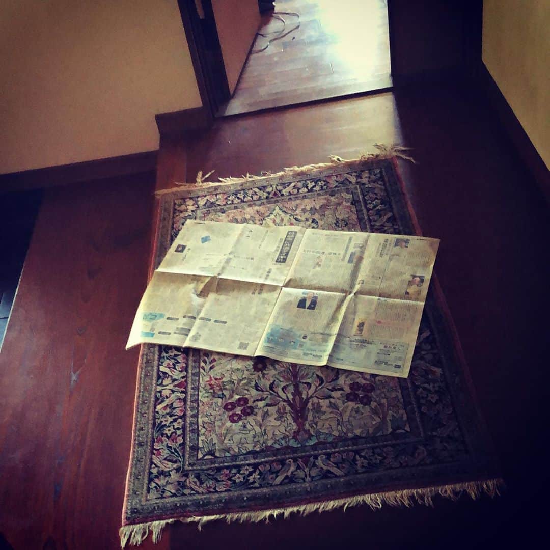 町田康のインスタグラム：「南日本新聞の様子。」