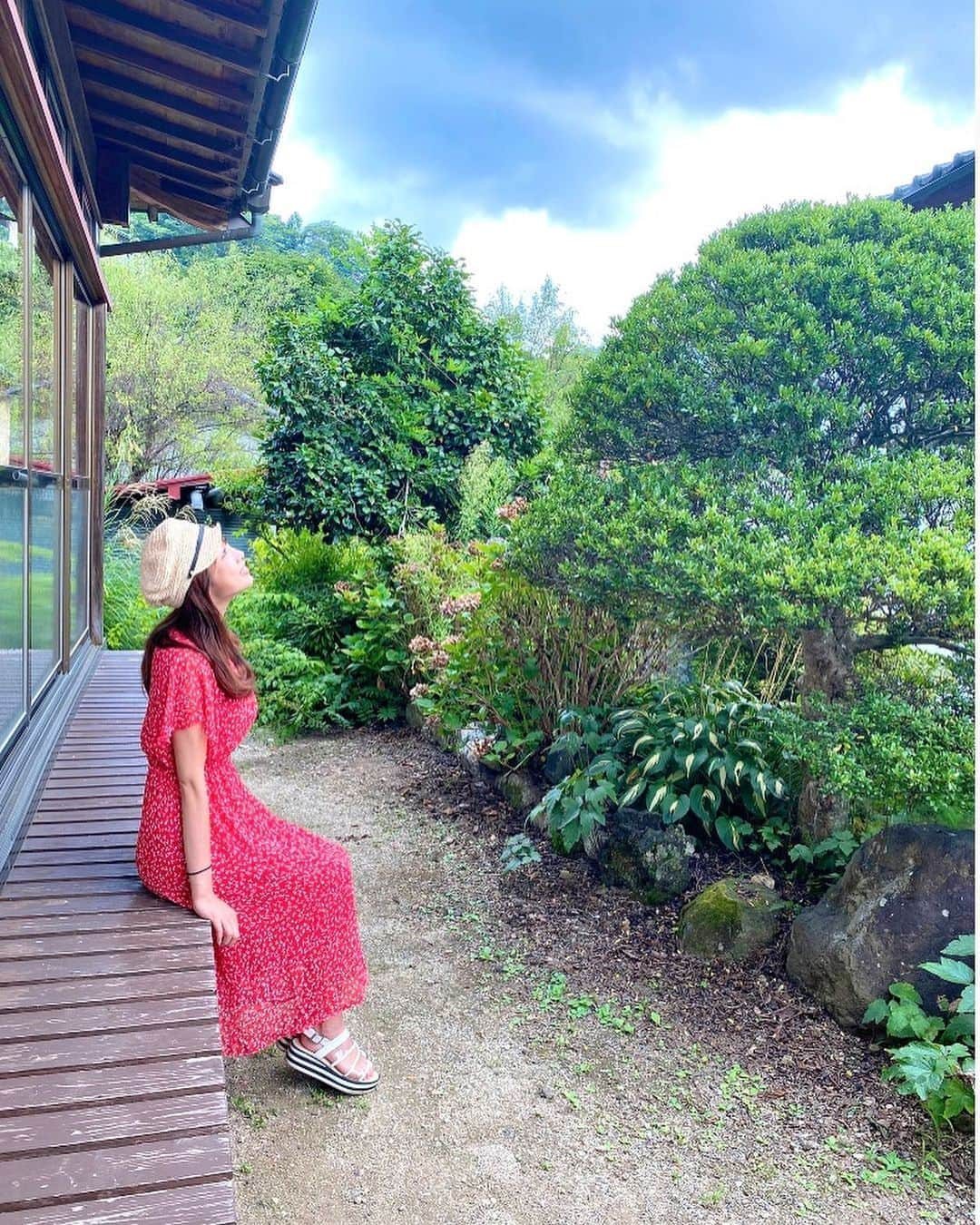 堀江聖夏さんのインスタグラム写真 - (堀江聖夏Instagram)「🌱🍂🌱﻿ ﻿ 古民家ꕀ﻿ ﻿ 自然がだいすき◎﻿ ﻿ ウェルビーイングを大切にしたいね🌏﻿ ﻿ ﻿ #wellbeing﻿ #Nature」8月26日 11時36分 - mina_horie