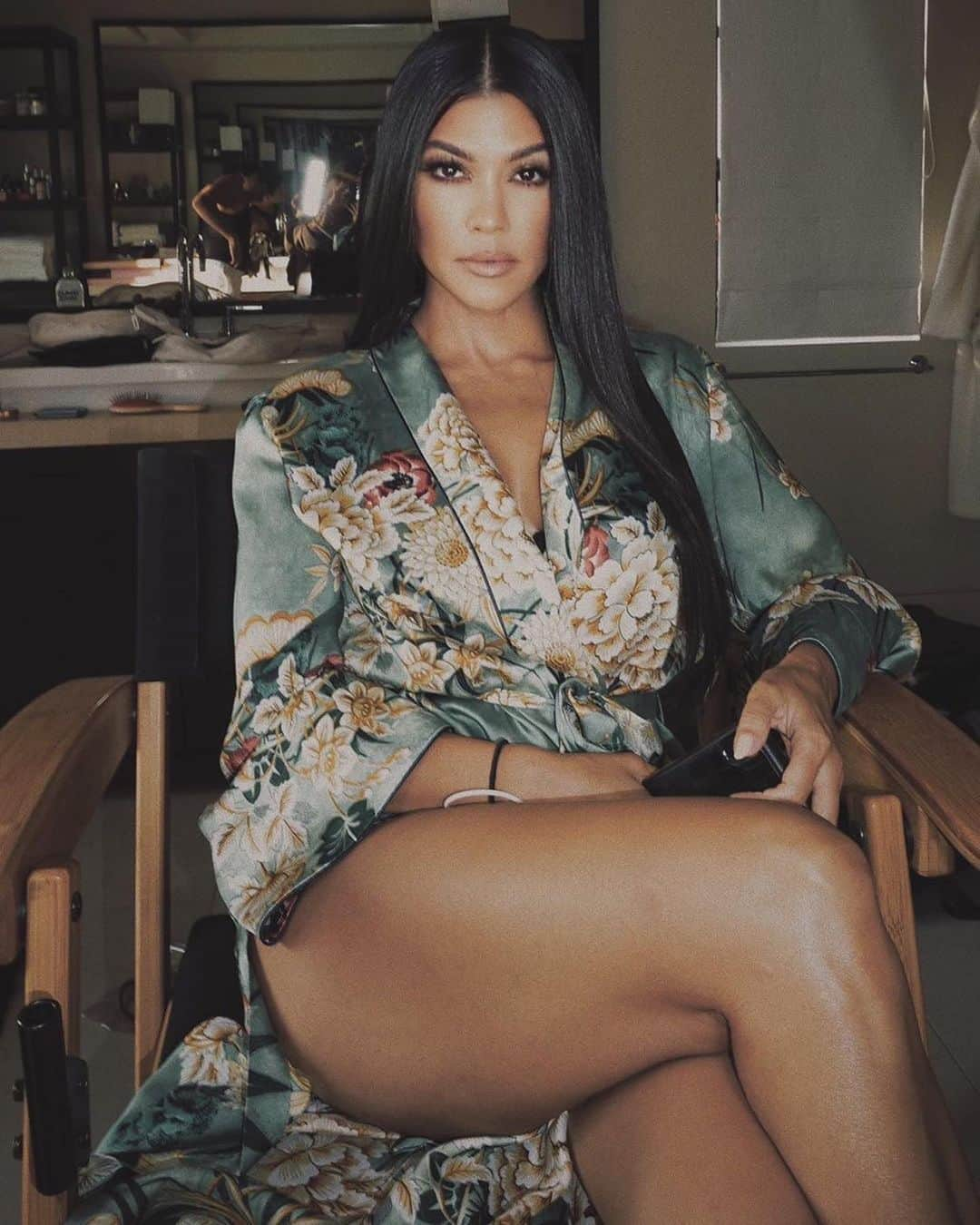 コートニー・カーダシアンさんのインスタグラム写真 - (コートニー・カーダシアンInstagram)「last swipe for actual mood」8月26日 11時38分 - kourtneykardash