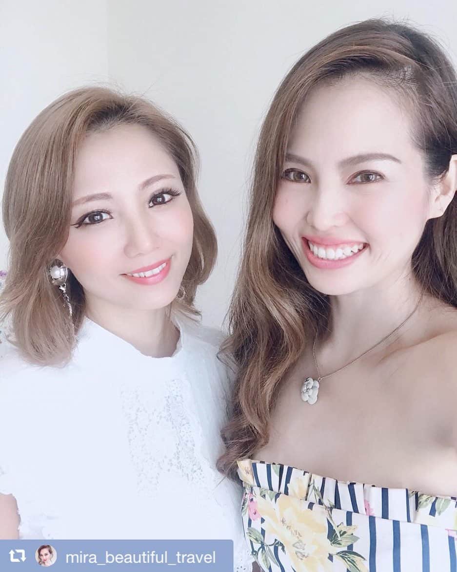植松真弓のインスタグラム：「モナコ王室所縁の慈善団体にも所属してる 美容インフルエンサーのみらちゃん💞  　 29日のパーティーにも来てくれるよ💞 めちゃくちゃ美人すぎる✨  @mira_beautiful_travel  #美容好きと繋がりたい #美容情報#アラフォーコーデ#美容#起業女子#セレクトショップ#ルルエトワール#ファッション#おしゃれワンピ#女性経営者#起業家#インフルエンサー#アンチエイジング#綺麗になりたい#独立#起業したい#かわいい#写真好きな人と繋がりたい#猫#いいね返し#東京#ランチ#ネイル #お洒落さんと繋がりたい#おしゃれ#オシャレコーデ」
