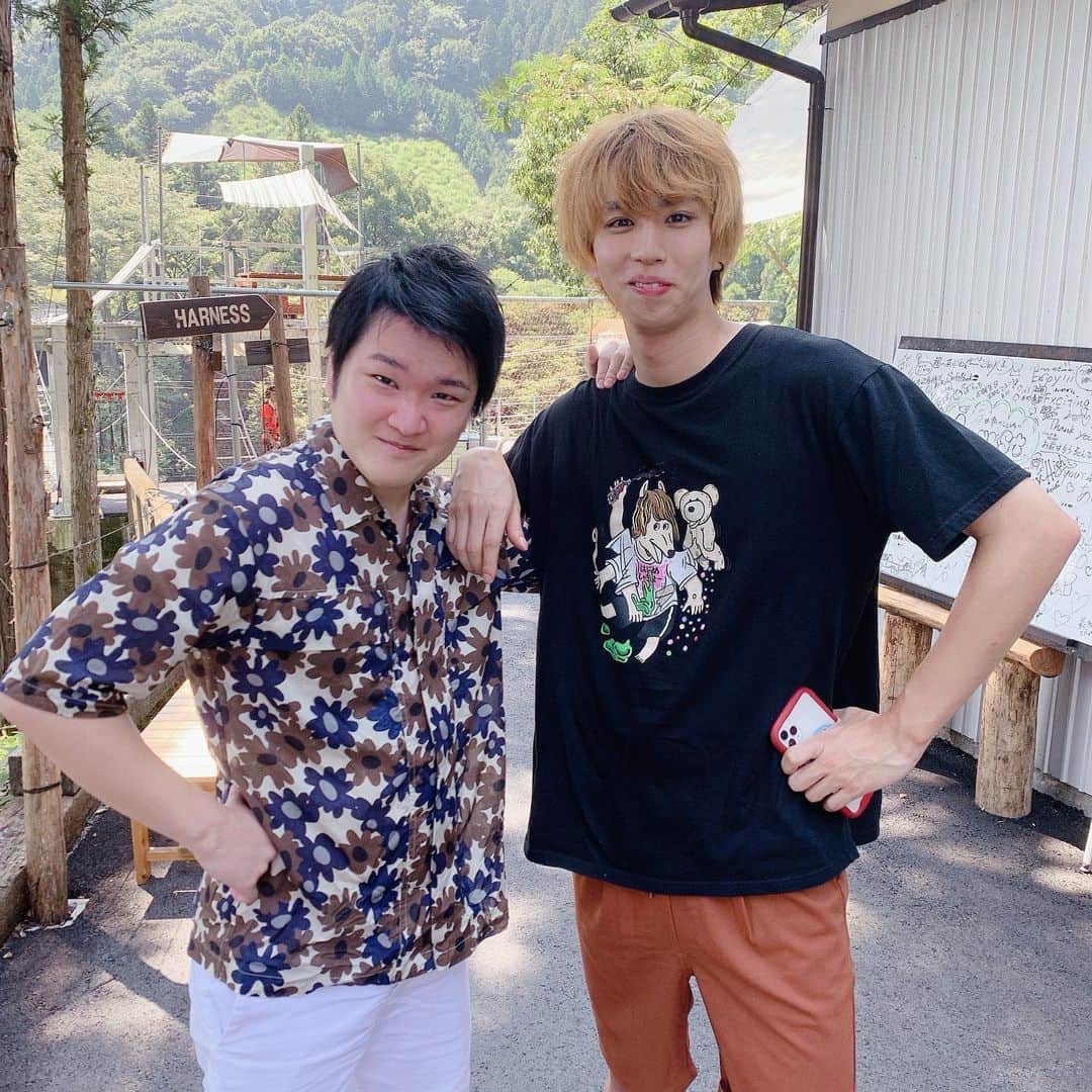 トミックのインスタグラム：「小旅行行こう言われてバンジー連れてかれたんですけど😂  #トミスタj #トミック　#YouTuber #秩父グラビティパーク  #バンジー　 #まぁ楽しかったけど」