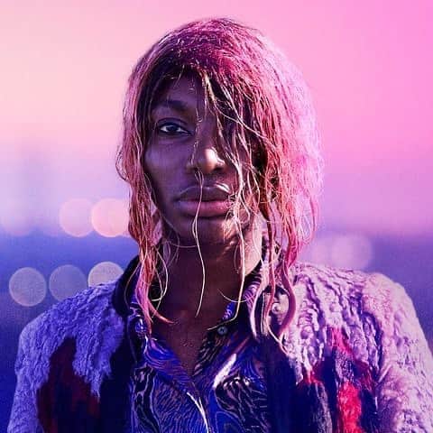 ハンナ・シモンのインスタグラム：「Finished I May Destroy You.  Michaela Coel I have no words.  Considered me destroyed.」