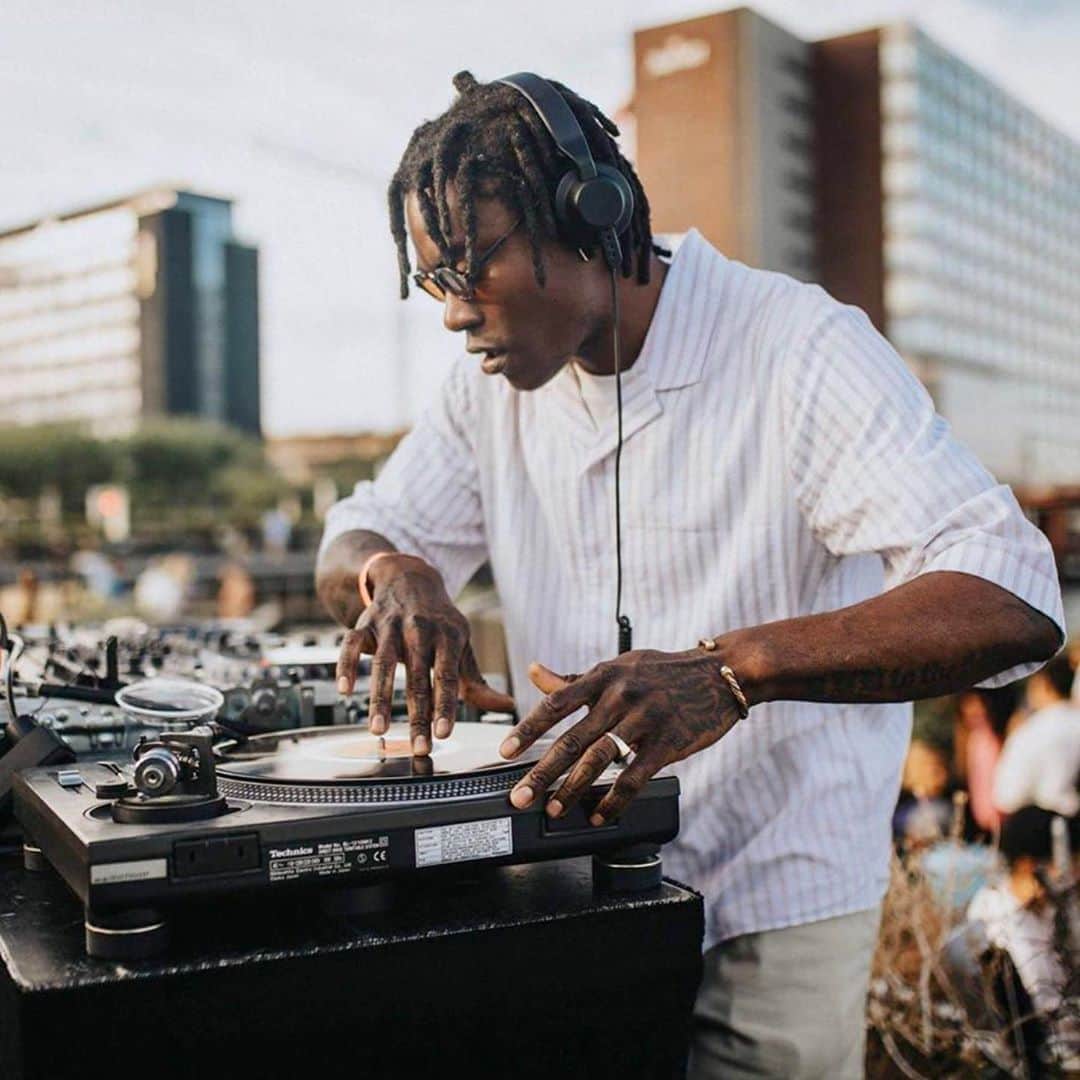 AIAIAIのインスタグラム：「Squeezing out the last summer vibes w. @aimemangouta on the decks, sporting TMA-2 DJ’s☀️ photo: @3vald」