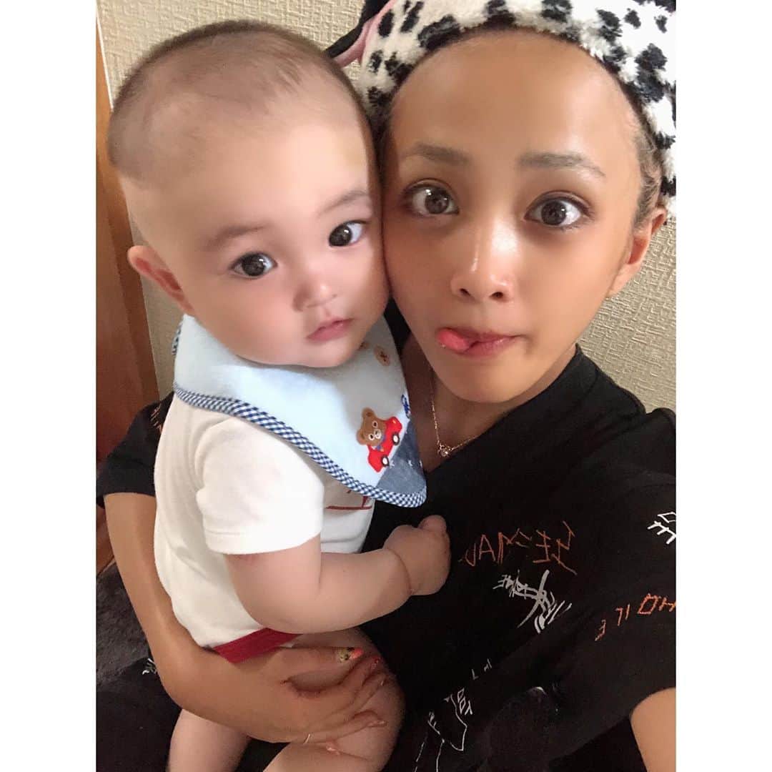 石垣千菜美さんのインスタグラム写真 - (石垣千菜美Instagram)「ヤンチャ息子😎❤️」8月27日 0時29分 - chi_nami.1108
