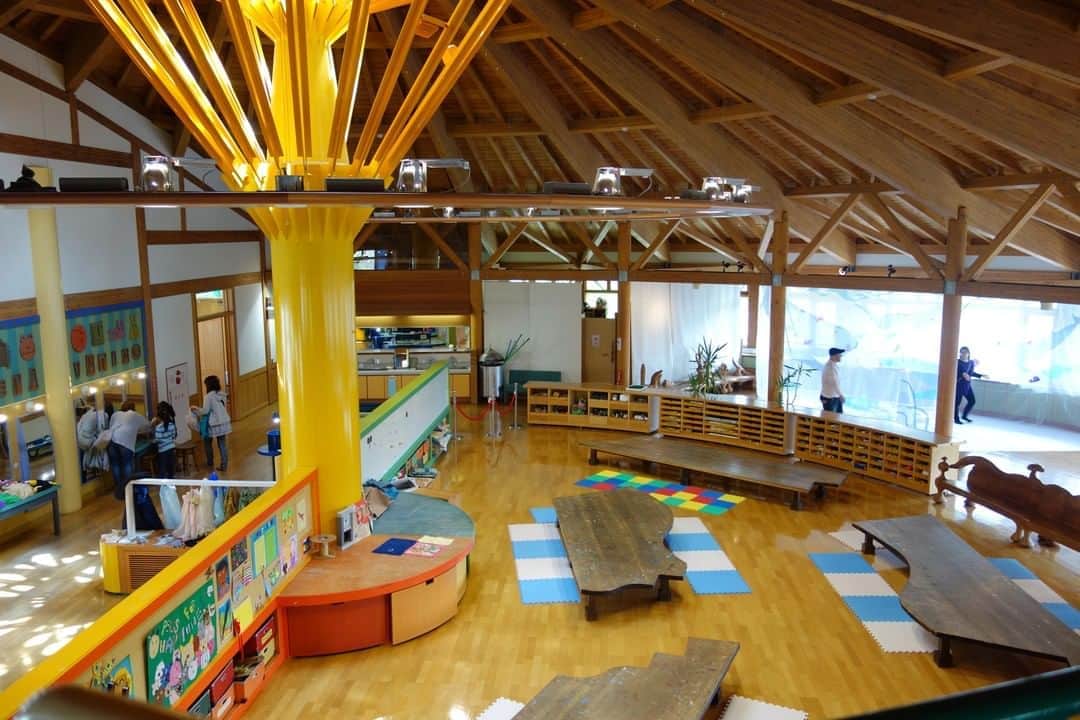 福島県さんのインスタグラム写真 - (福島県Instagram)「【遊びと学びのミュージアム】  自然いっぱいの霊山の麓に、子どもたちのためのミュージアムがあります。館内は楽しいアートとサイエンスの空間。ワークショップでは楽しい声が響きます。  #りょうぜんこどもの村 #伊達市 #県北地方  #福島県  #datecity  #fukushima  #traveljapan  #futurefromfukushima  #ふくしまからはじめよう  #新しい生活様式からはじめよう」8月26日 17時16分 - realize_fukushima