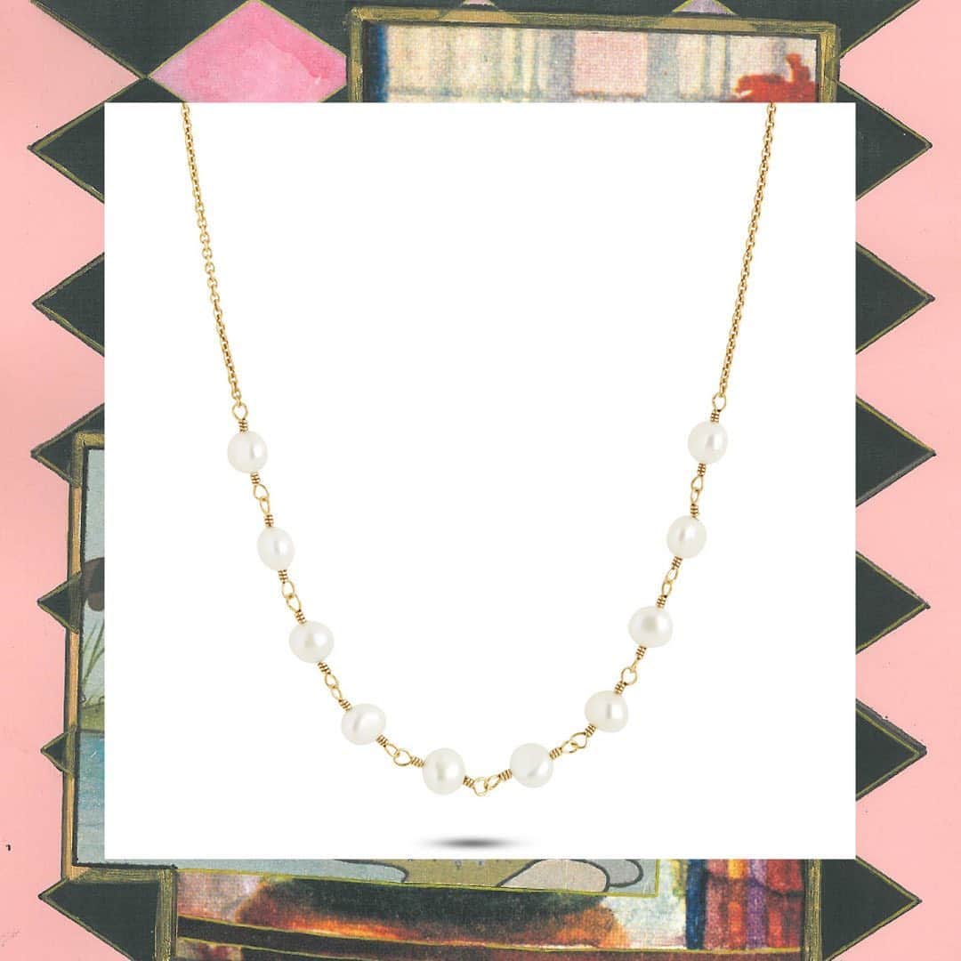のインスタグラム：「Classic gold plated chain set with beautiful freshwater pearls🐚 #carrejewellery」