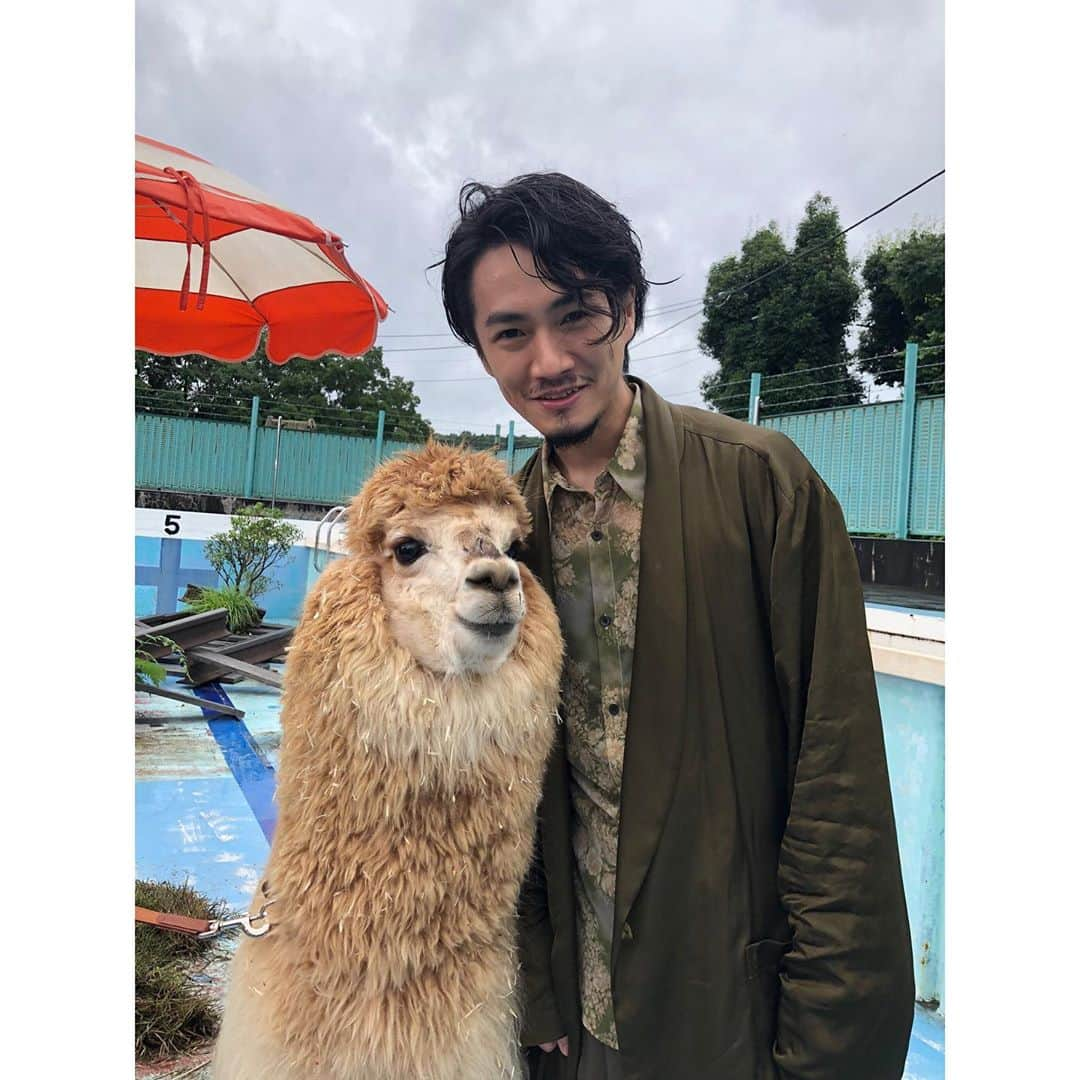 武田祐介さんのインスタグラム写真 - (武田祐介Instagram)「「夏のせい ep」9月2日に発売します。思いもよらない事が起こり続けた半年間、この曲達が何度も背中を押してくれました。大好きな曲達です。是非聴いてください😊 https://radwimps.jp/news/11085/」8月26日 17時42分 - yusuke_takeda_