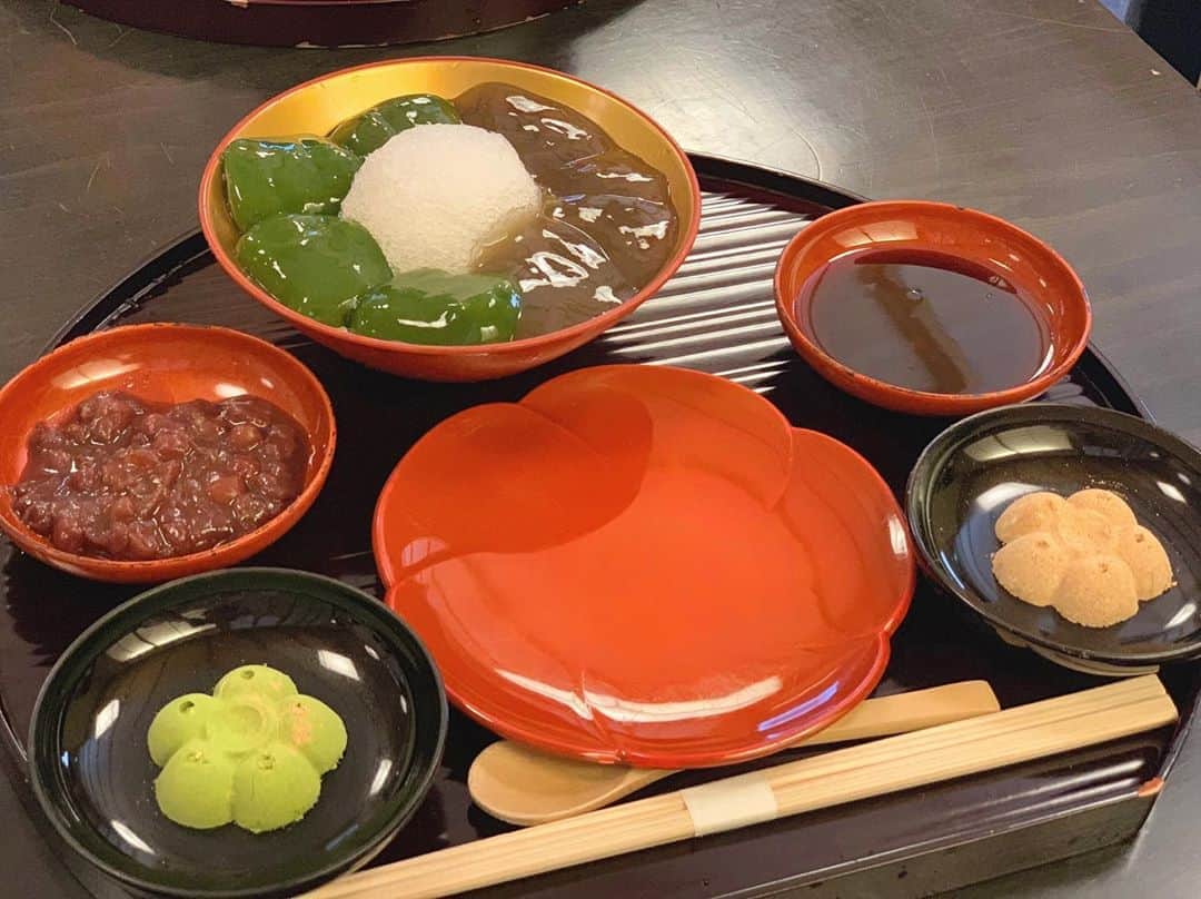 白井佑奈のグルメインスタ