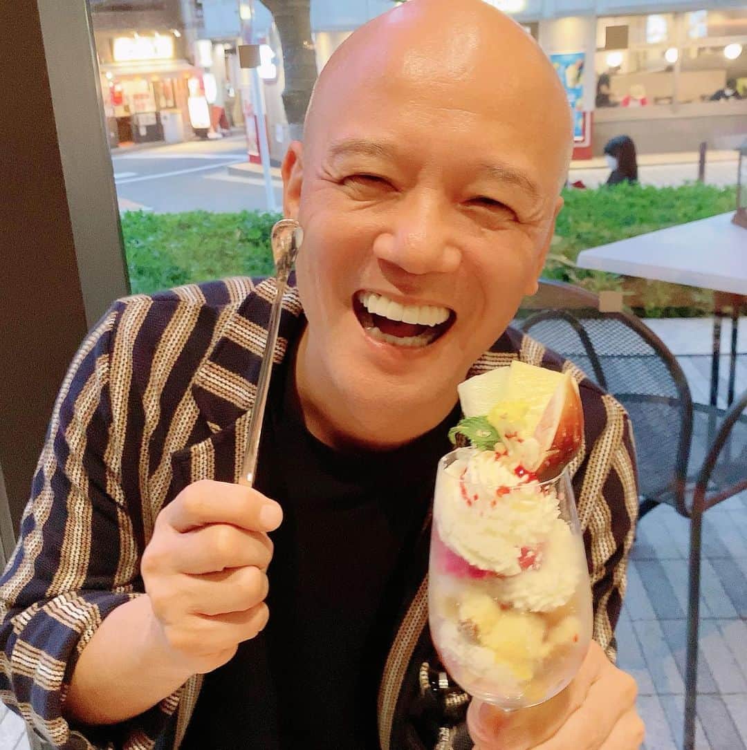 鴨頭嘉人のグルメインスタ