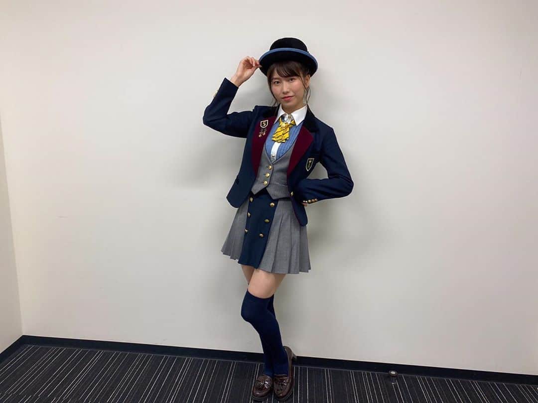 のインスタグラム：「私は GIVE ME FIVE! 前田敦子さんの衣装でした！！  #AKB48 #givemefive #fns歌謡祭」