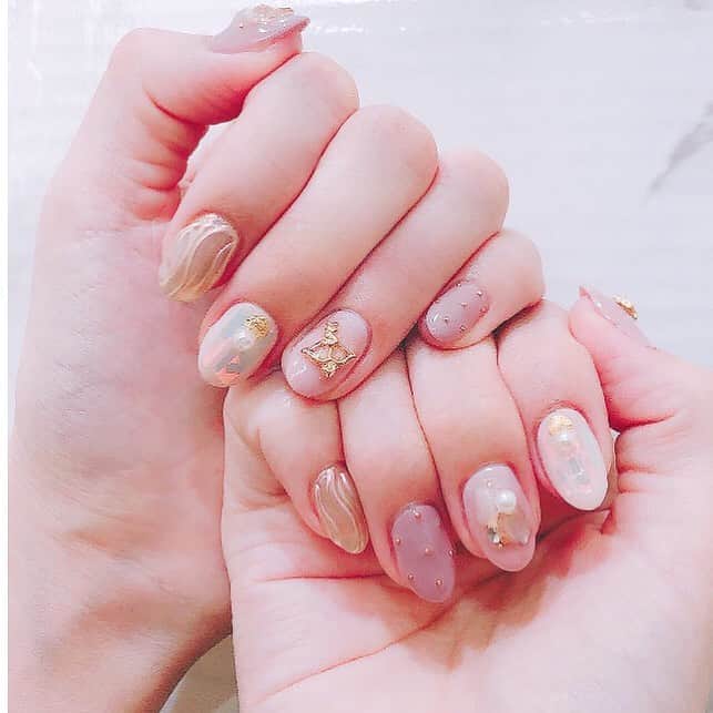 のインスタグラム：「💅💕」