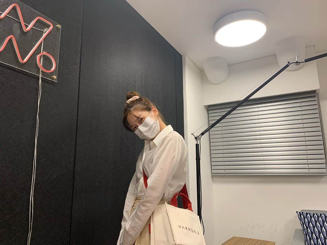 ヒョジョンさんのインスタグラム写真 - (ヒョジョンInstagram)「😁」8月26日 19時37分 - candyz_hyojung