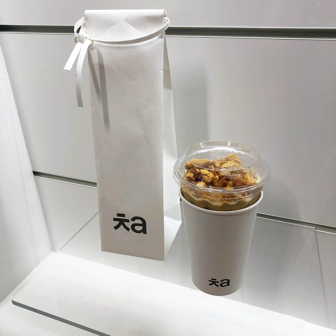 橘二葉のグルメインスタ