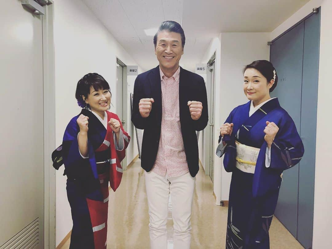 上杉香緒里さんのインスタグラム写真 - (上杉香緒里Instagram)「今日は、東京演歌ライブが4ヶ月ぶりに開催されました😊😊 沢山のお客様の前で歌って緊張しましたが、やっぱりステージは最高でした😍 お越し頂いた皆様ありがとうございました🙏  #東京演歌ライブ  #かめありリリオホール  #原田悠里さん  #山崎ていじさん  #井上由美子さん  #葵かを里さん  #二見颯太 さん #上杉香緒里 #司会 #小山田里奈さん #4ヶ月ぶり  #緊張  #最高  #感謝」8月26日 20時20分 - uesugi_kaori