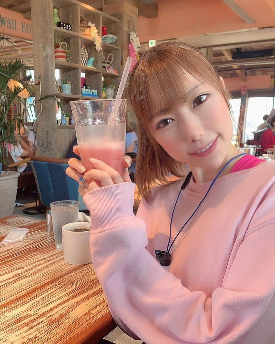 七海ティナのグルメインスタ