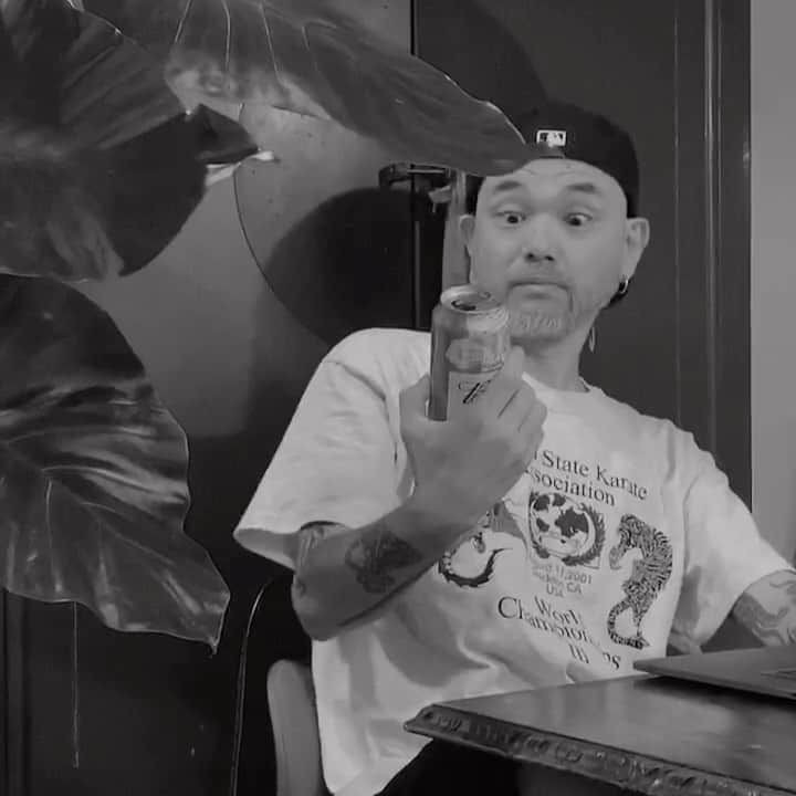 DJ DARUMAのインスタグラム：「🍺✨」