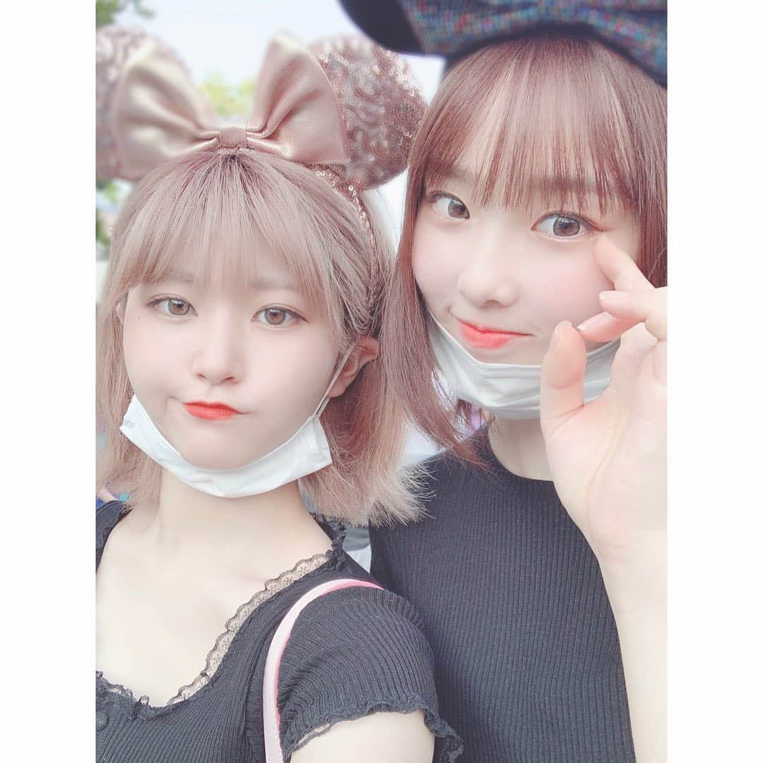 大竹ひとみさんのインスタグラム写真 - (大竹ひとみInstagram)「‪‪❤︎‬ . . with岡田梨奈ちゃんなのだ！ . #岡田梨奈 ちゃん #disneyland #similarlook #black #cordinate #instalike #instagood #follow #followｍe」8月26日 20時59分 - iamhitomi_48