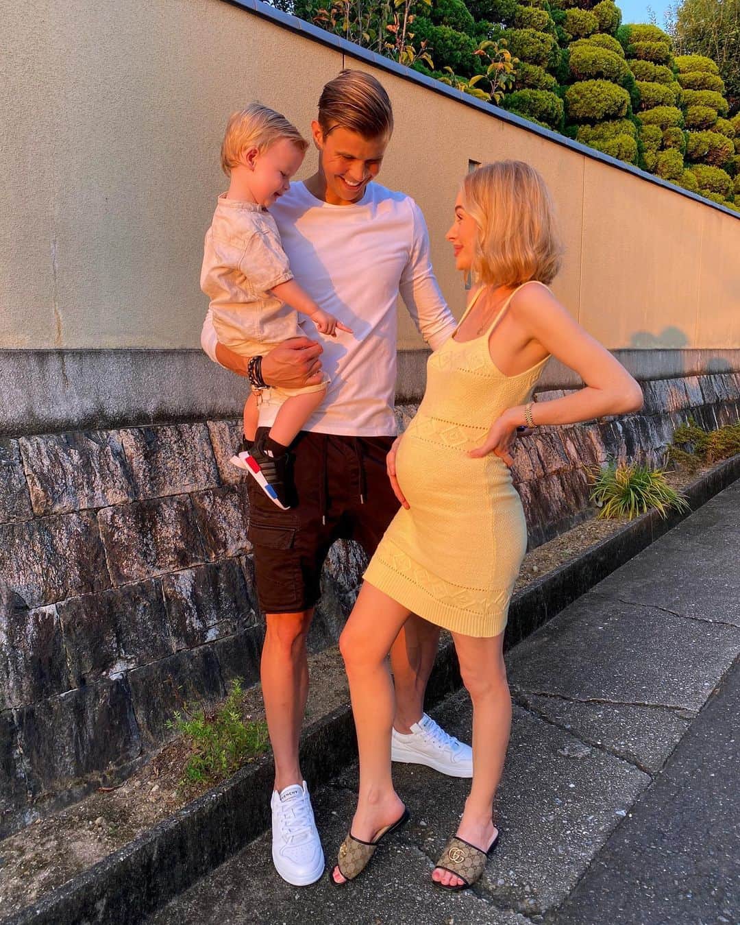 ミチェル・ランゲラクのインスタグラム：「Another one.... we are so incredibly blessed! ❤️❤️❤️❤️」