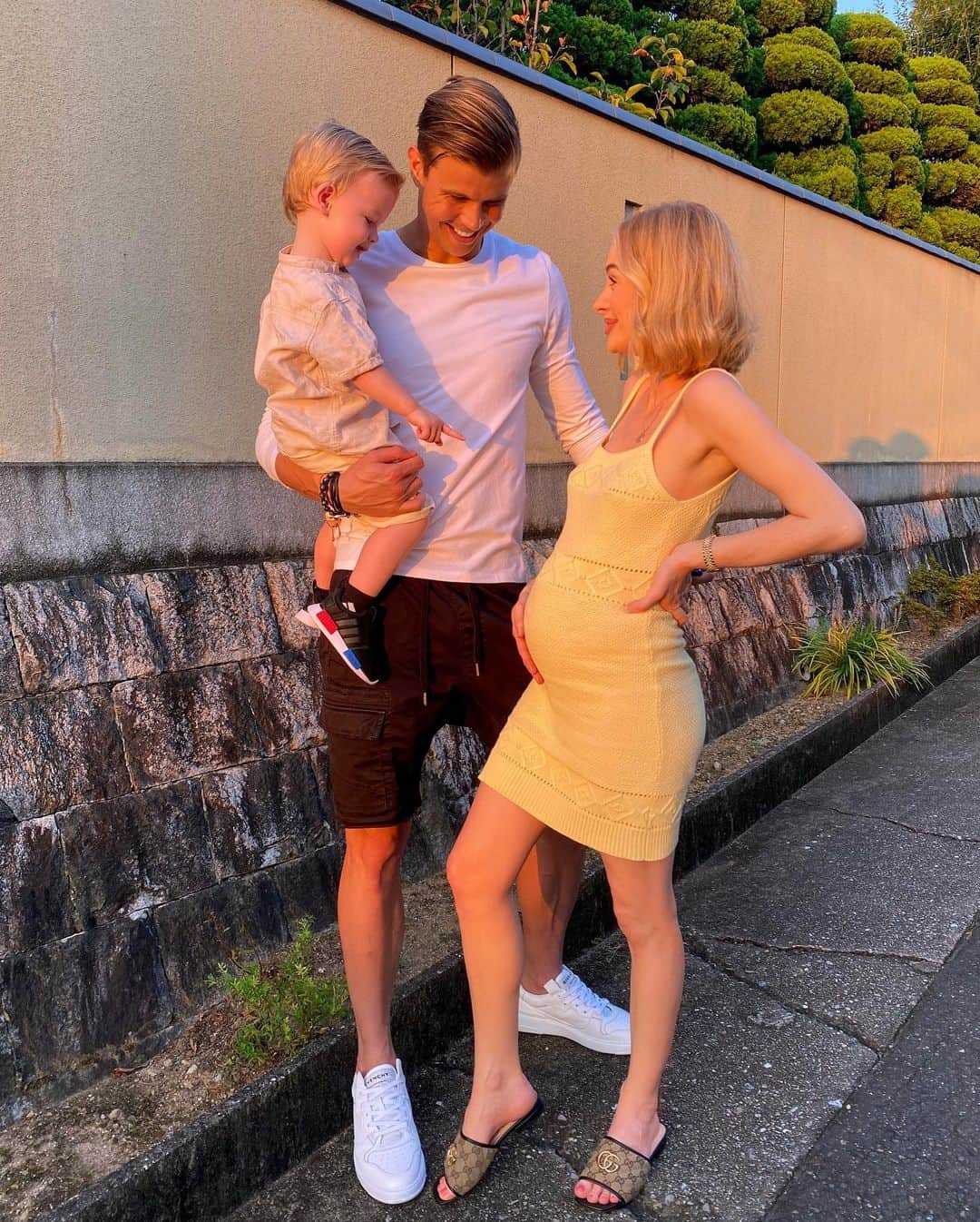 リアノン・ランゲラック（ミッチェル・ランゲラックの妻）のインスタグラム：「Baby number two!! Another beautiful gift to be grateful for ❤️❤️❤️❤️」