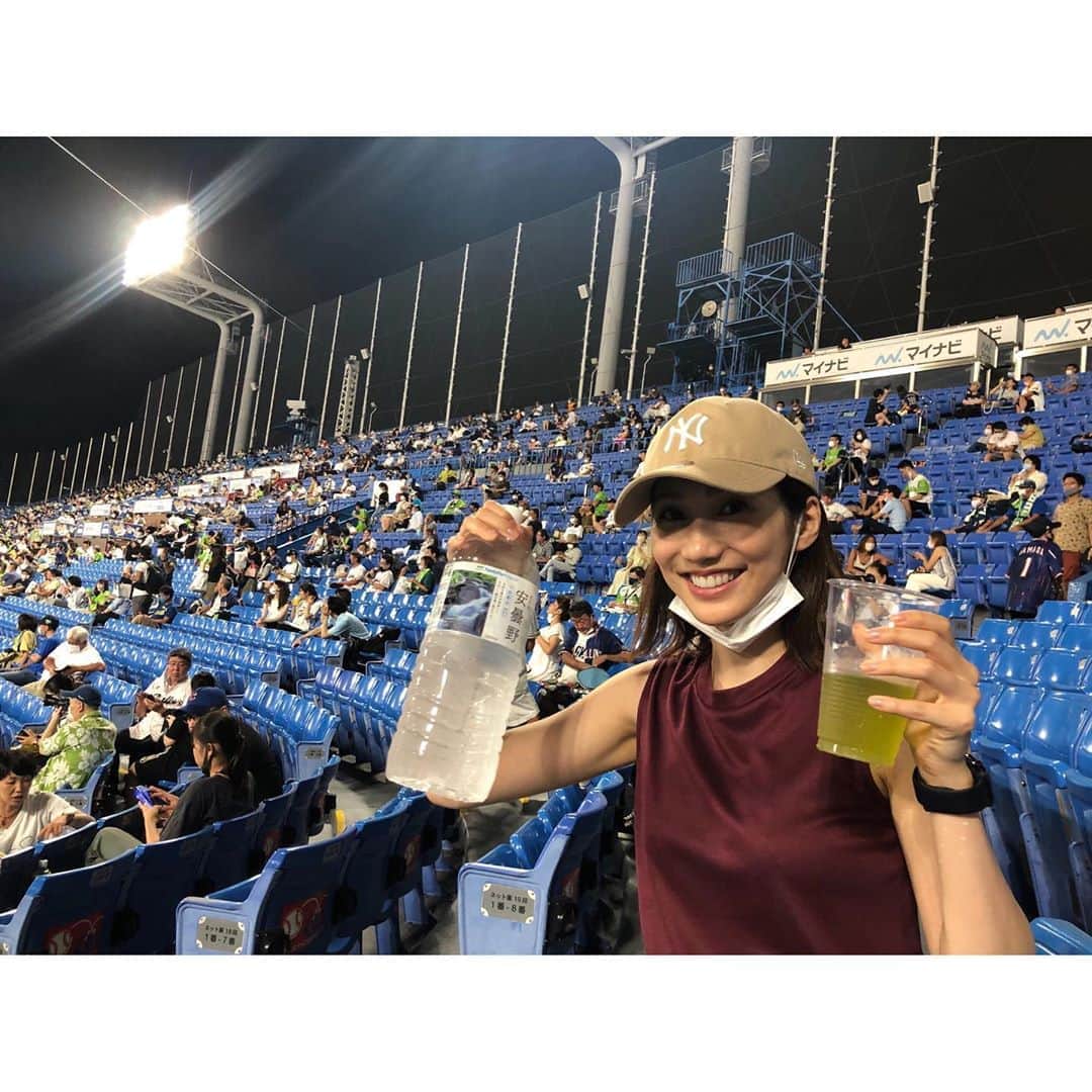 のインスタグラム：「高梨投手初勝利おめでとうございます🎉  昨日の18安打も驚きでしたが、終わってみれば前日を上回る20安打。。  ディプラン投手まさかの1回交代からの、投打共に粘っこくロングゲームを勝ち取りました！！  暑い中、本当にお疲れ様でした！  #週刊ジャイアンツ#日テレG+ #読売巨人軍#GIANTS#ジャイアンツ#巨人 #NPB#プロ野球#セリーグ#baseball #春輝#haruki」