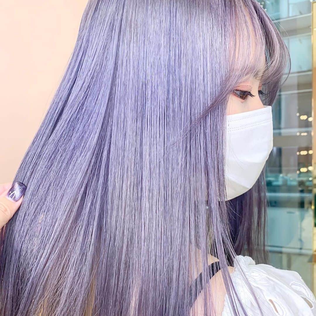 原涼香のインスタグラム：「𝐈𝐜𝐞 𝐩𝐮𝐫𝐩𝐥𝐞 🦋🤍 シルバー、パープル、ブルー、、 なんとも言えない色味💯 ㅤㅤㅤㅤㅤㅤㅤㅤㅤㅤㅤㅤㅤ ケアブリーチ 3回以上〜 ㅤㅤㅤㅤㅤㅤㅤㅤㅤㅤㅤㅤㅤ」