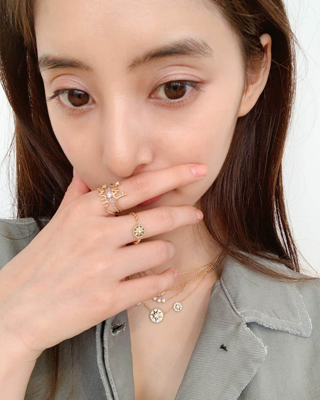 新木優子さんのインスタグラム写真 - (新木優子Instagram)「Diorの素敵なファインジュエリー♡  #Dior #DiorJoaillerie」8月26日 22時57分 - yuuuuukko_