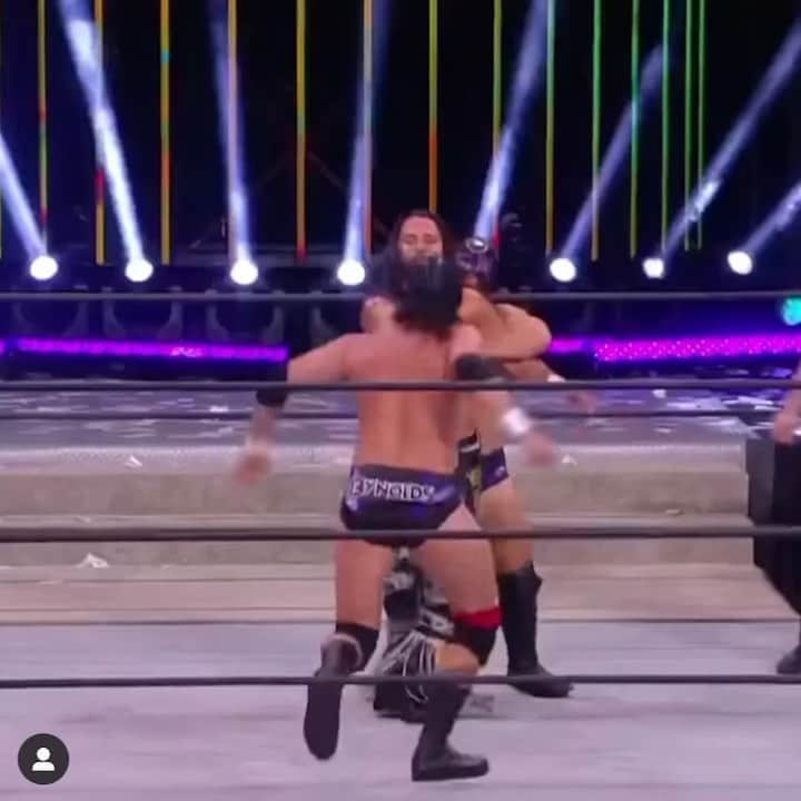 マット・ジャクソンのインスタグラム：「More Young Bucks tag team action tomorrow night on #AEWDynamite! (Via @aewontnt)」