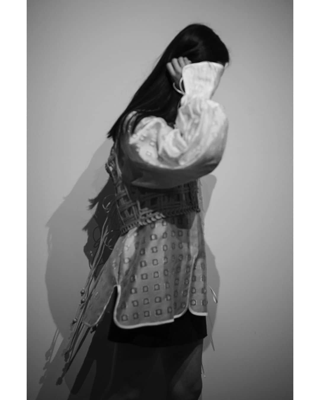 黒河内真衣子さんのインスタグラム写真 - (黒河内真衣子Instagram)「Cording Embroidery Vest - beige  #mamekurogouchi  #20fw #mameembrace」8月27日 10時33分 - mamekurogouchi