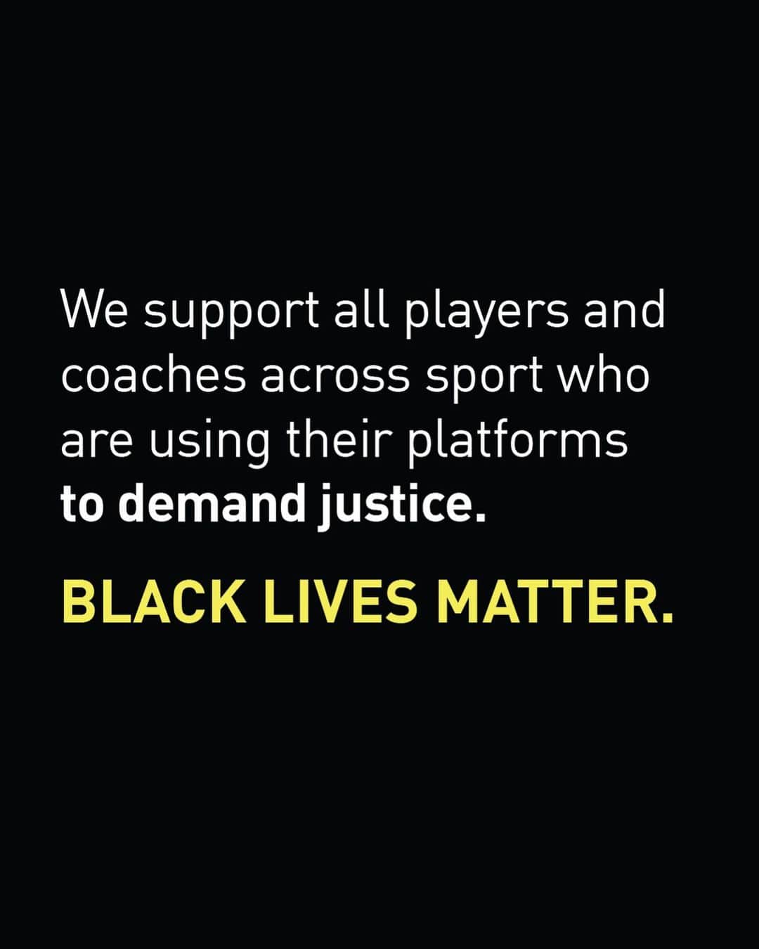 のインスタグラム：「Black Lives Matter.」