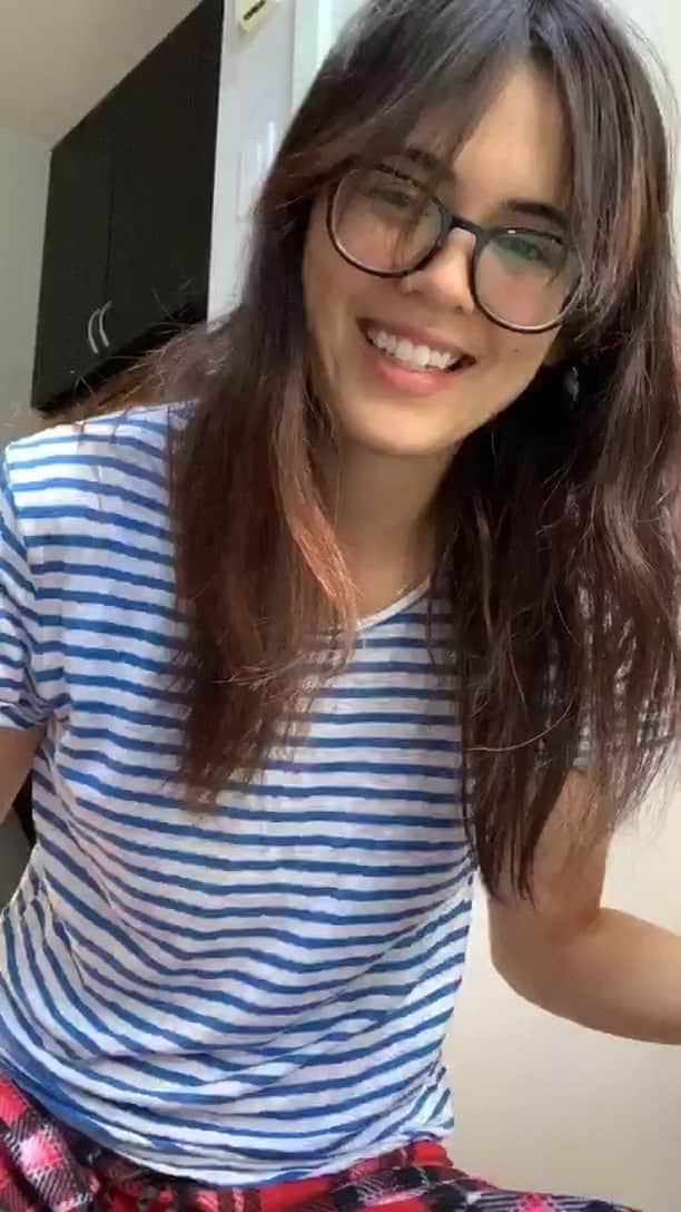 プリシラ・アーンのインスタグラム：「Thank you everyone who tuned in to these shows.  These weekly meetups lifted my spirits and made me feel so connected to all of you during this time of quarantine.  I hope they brought some joy into your day like they did for me. ❤️🤗 . . If All Of The Raindrops ~ Lollipop ~ Body Sounds ~ O Leaozinho ~ Rainbow Connection ~ Dream ~ Three Little Birds ~ Slippery Fish」