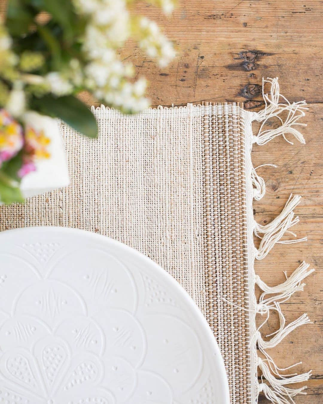 The Little Marketさんのインスタグラム写真 - (The Little MarketInstagram)「Your favorite placemat is back in stock! Handmade by artisans in India who are committed to eco-conscious practices, this placemat is made from completely renewable resources such as banana plants, coconuts, and cotton thread. Tap to shop.」8月27日 3時06分 - thelittlemarket