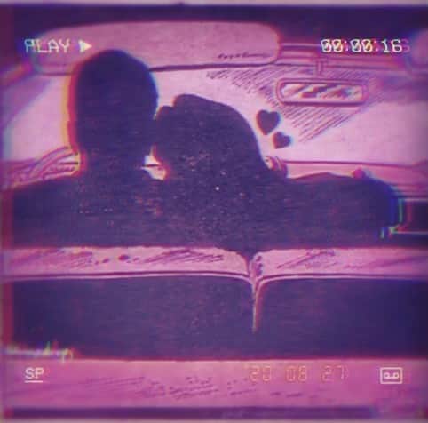 アリッサのインスタグラム：「☔️ #awissamusique x」