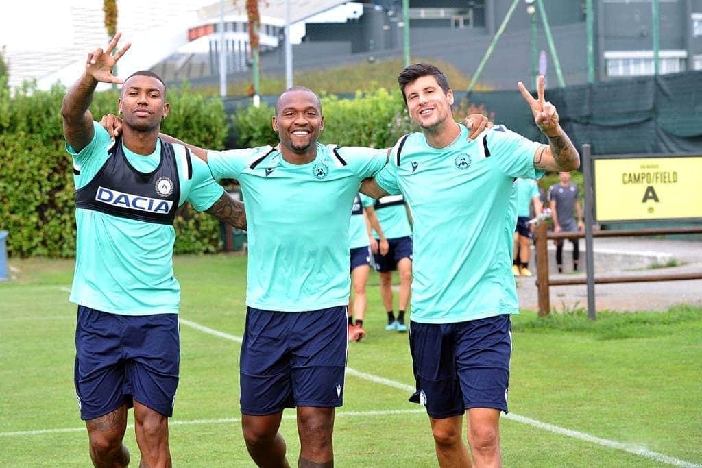 ウディネーゼ・カルチョさんのインスタグラム写真 - (ウディネーゼ・カルチョInstagram)「SIAMO TORNATI 😄✌🏻  #ForzaUdinese #AlèUdin」8月27日 4時20分 - udinesecalcio