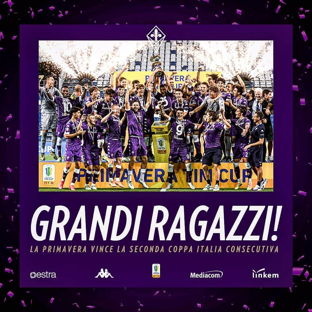 ACFフィオレンティーナさんのインスタグラム写真 - (ACFフィオレンティーナInstagram)「💪🏆💜  #ForzaViola 💜 #Fiorentina #PrimaveraTimCup #CoppaItaliaPrimavera」8月27日 4時51分 - acffiorentina