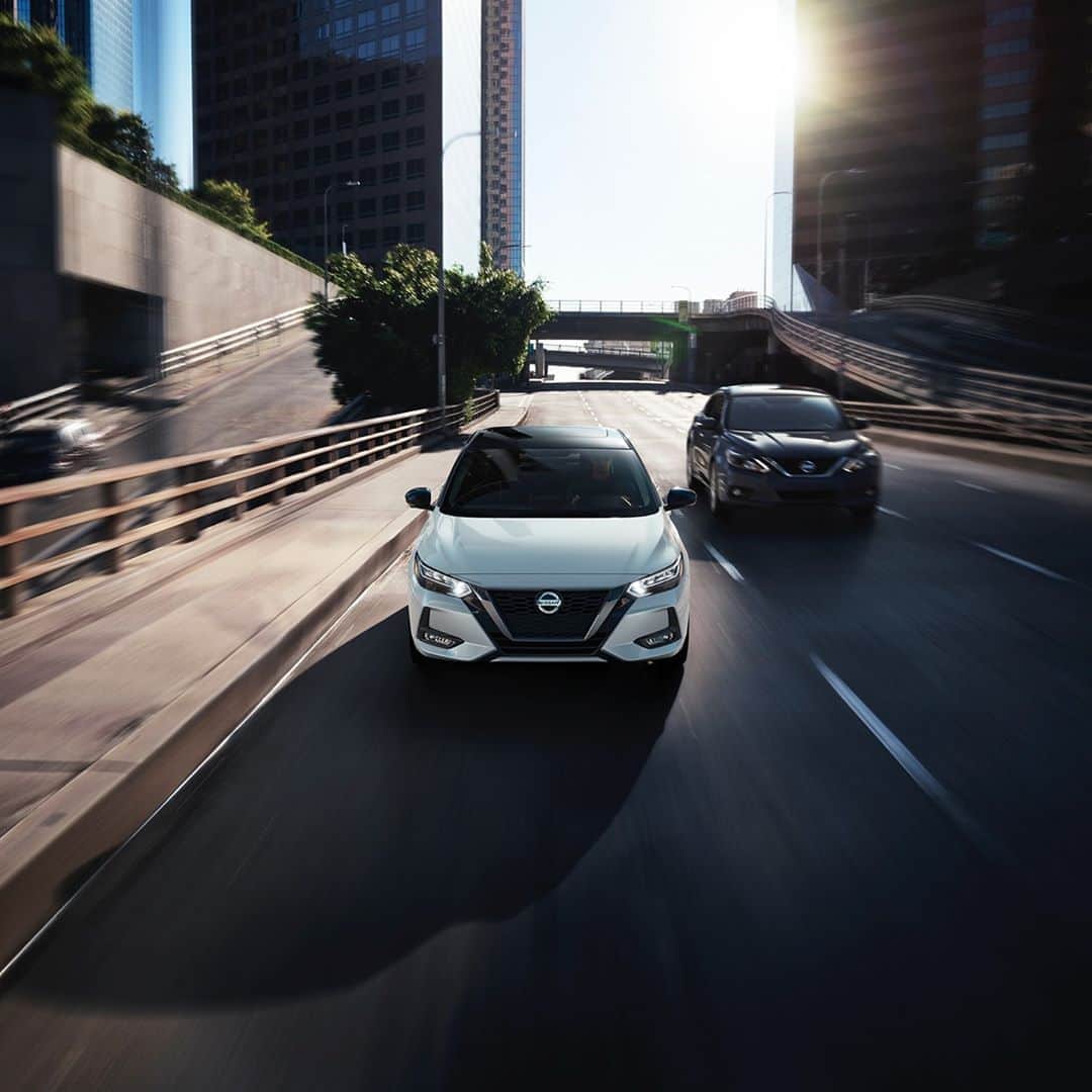のインスタグラム：「Level up your street style. #AllNewNissanSentra」