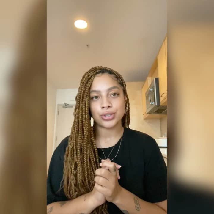 サウンドクラウドのインスタグラム：「A special message from some badass women!!!   Exactly 100 years ago, women in the United States won the right to vote with the adoption of the 19th Amendment.  Soundcloud and some of our female creators are calling on you to use your voice. Today marks one of the wins in the fight towards equality, but there is still a lot of work to be done. To honor the sacrifices of those who came before us, vote.   #WomensEqualityDay #womensvote100 #19thamendment  @s.g.goodman @deathbyromy  @avenuebeat @daniellebradbery @ezi @saweetie @sofiamillsmo @kianalede @sarahjarosz @reallyriela @shesmaad  @laurensanderson @margaret_glaspy @katiepruittmusic @leylabluetoo @SherylCrow @exjmusic @jamiefinemusic  @TeenearR @phem @rxcan @rozessounds」